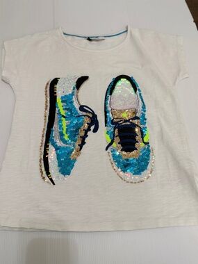 Marks & Spencer girl's  white sequin t-shirt. Size 11-12 years